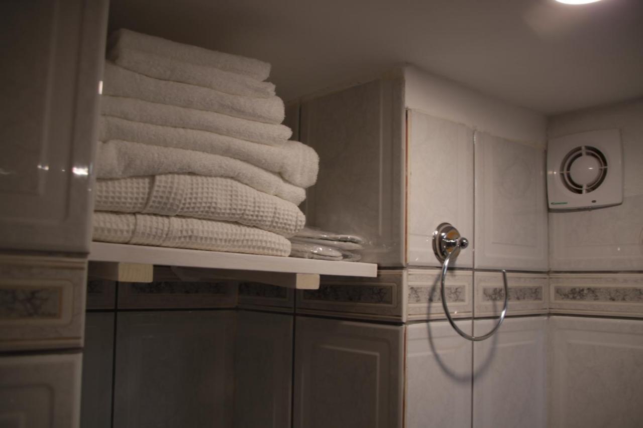 Republicii Rustic Apartament In Brasov City Center Экстерьер фото